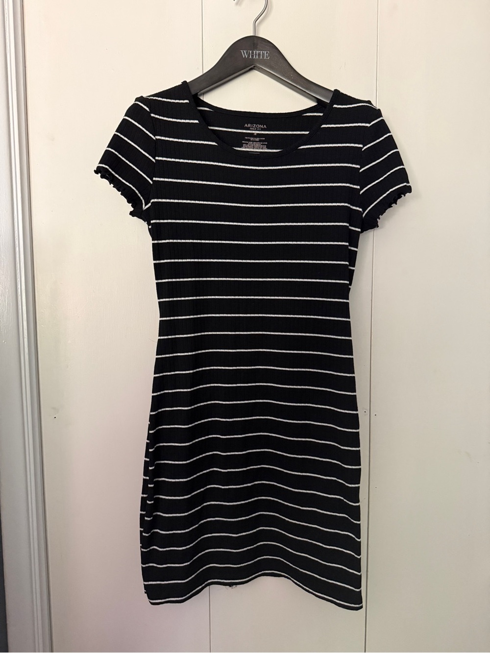 Arizona Jean Company Black and White Striped Short Sleeve Knit Dress